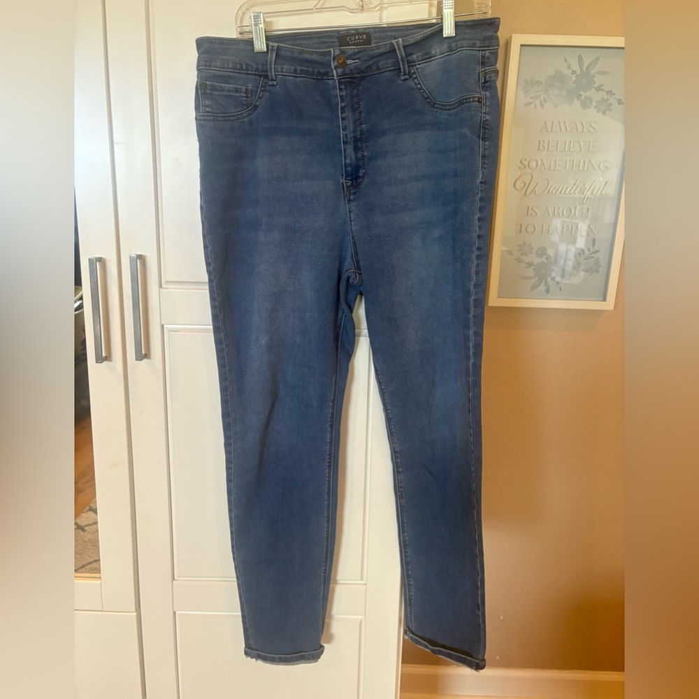 Size 16 stretchy jeans